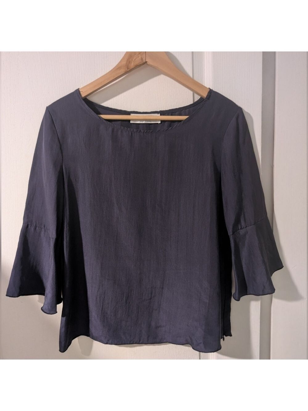Fabiana Filippi | 100% Silk Bell Sleeve Blouse In Navy